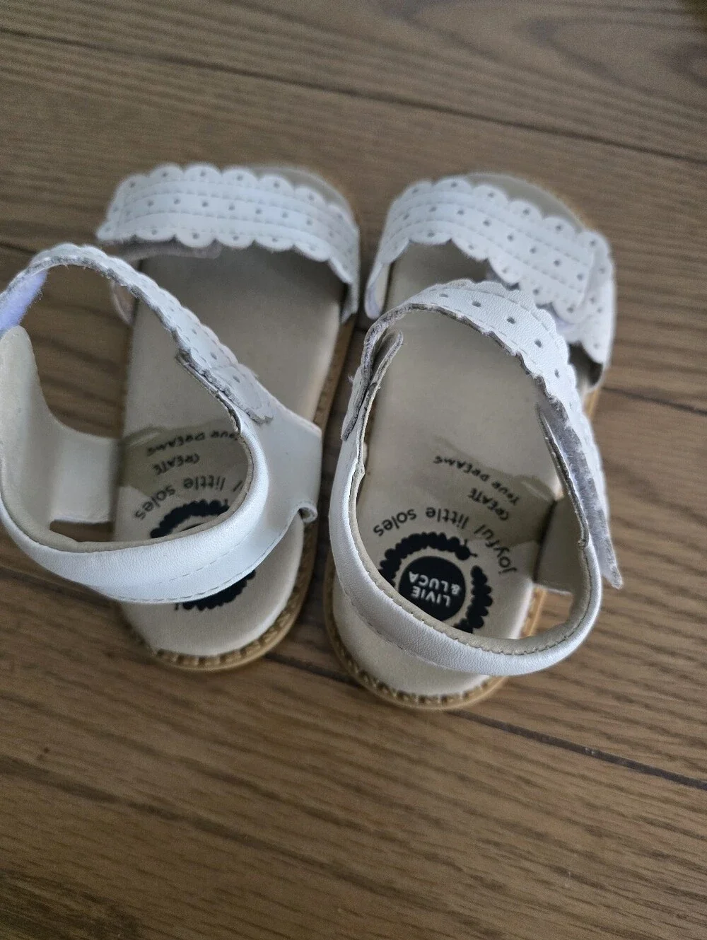 Livie & Luca White Toddlers Sandals 8C